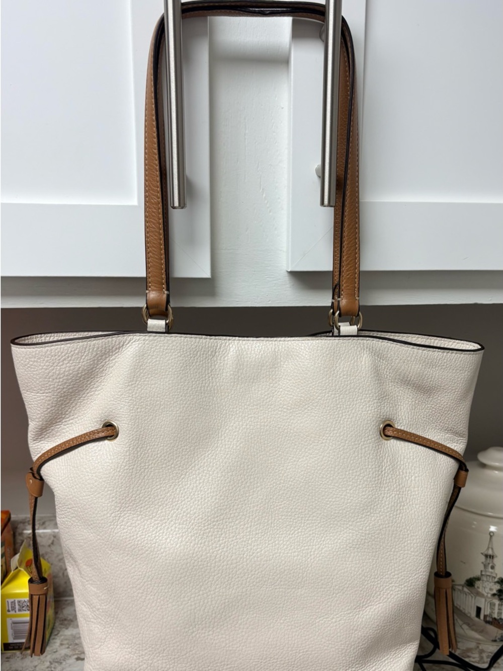 Coach Cream Leather Tote with Brown Shoulder Straps - Picture 2 of 5